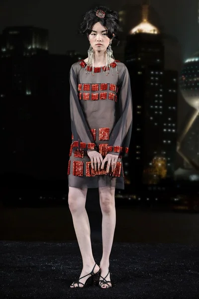 Look 40
